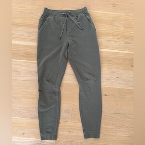 lululemon athletica Men’s Olive Green Joggers Size S